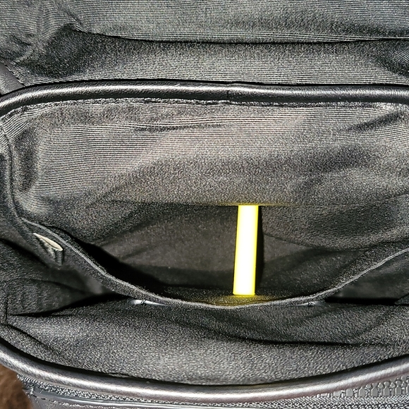 Coach sling trekker backpack. - Picture 5 of 8